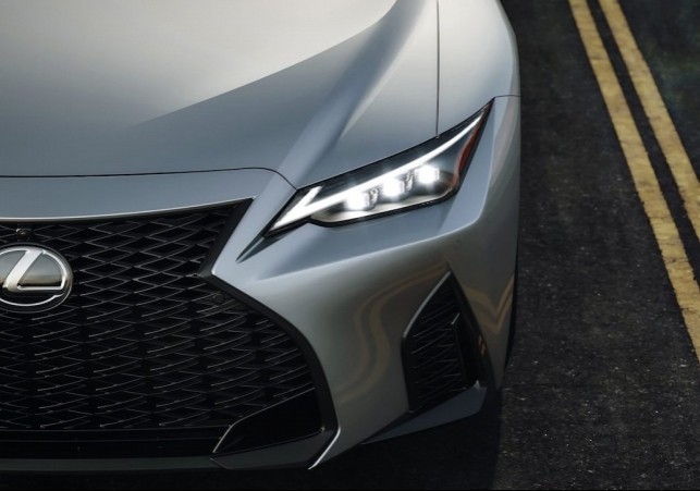lexus 2021