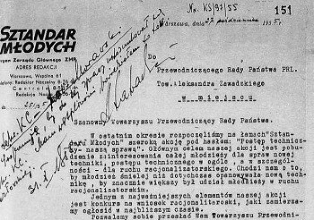 sztandar mlodych